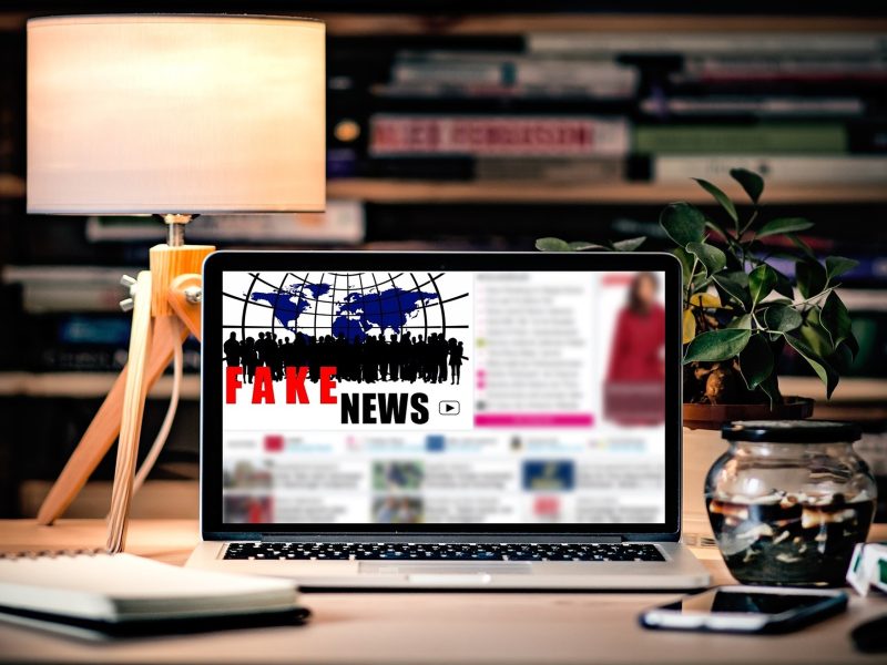 Edward Snowden talks about fake news