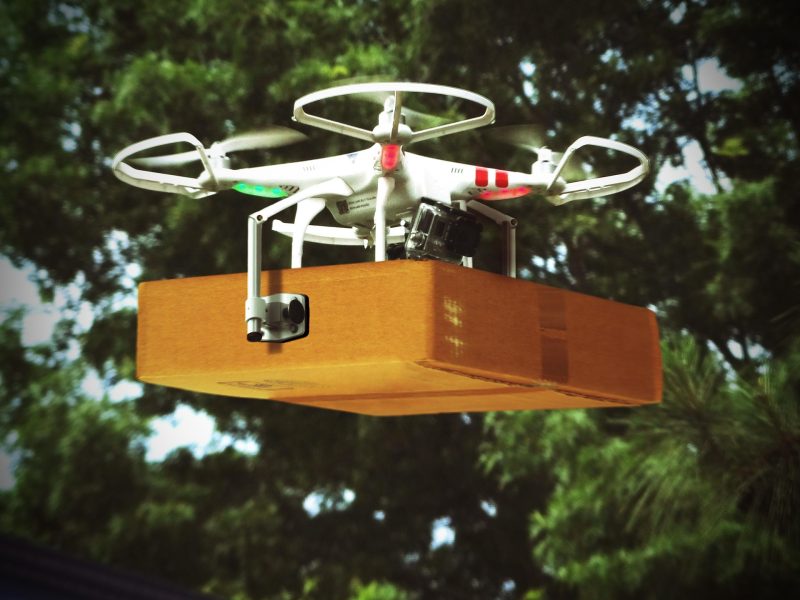 Drones opladen via huizen
