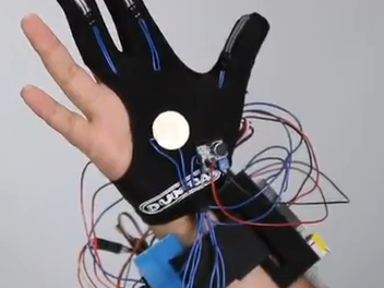 De Tricorder-handschoen