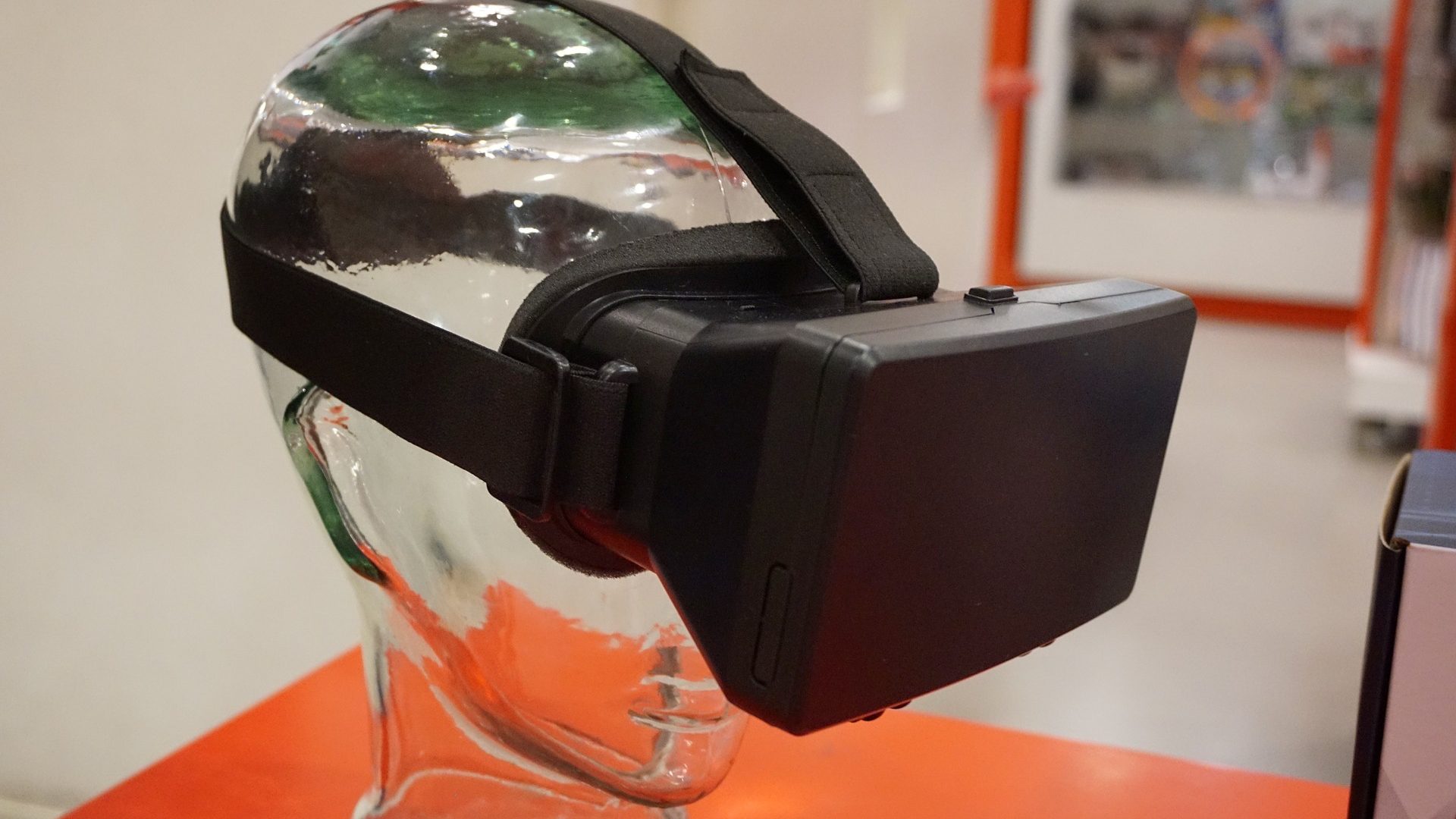 Virtual reality: amazing applications?